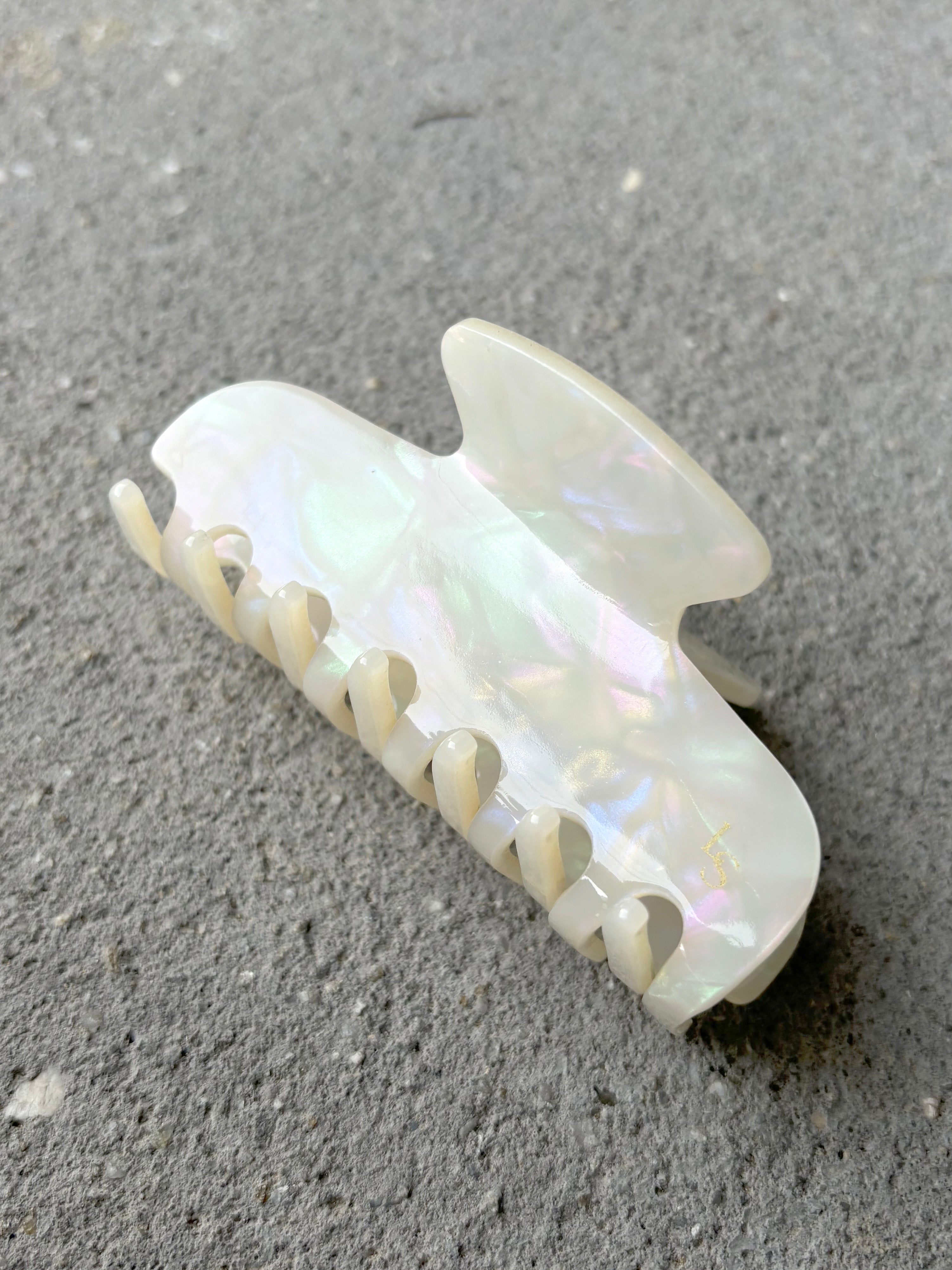 L&S Logo Petit Hair Claw Clips (4col)