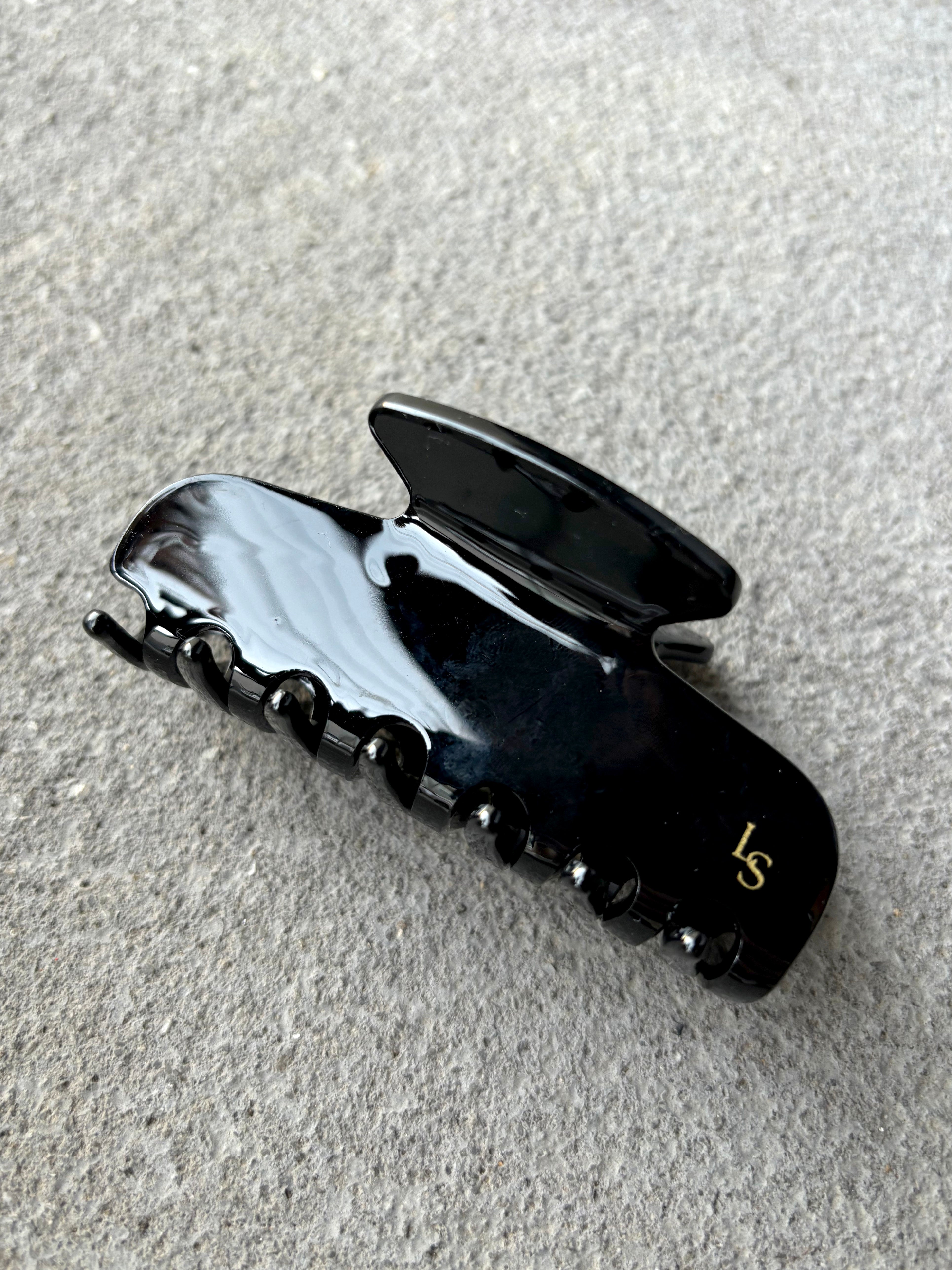 L&S Logo Petit Hair Claw Clips (4col)