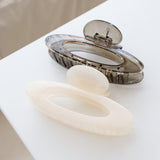 Rue Oval Hair Claw Clips (2col)