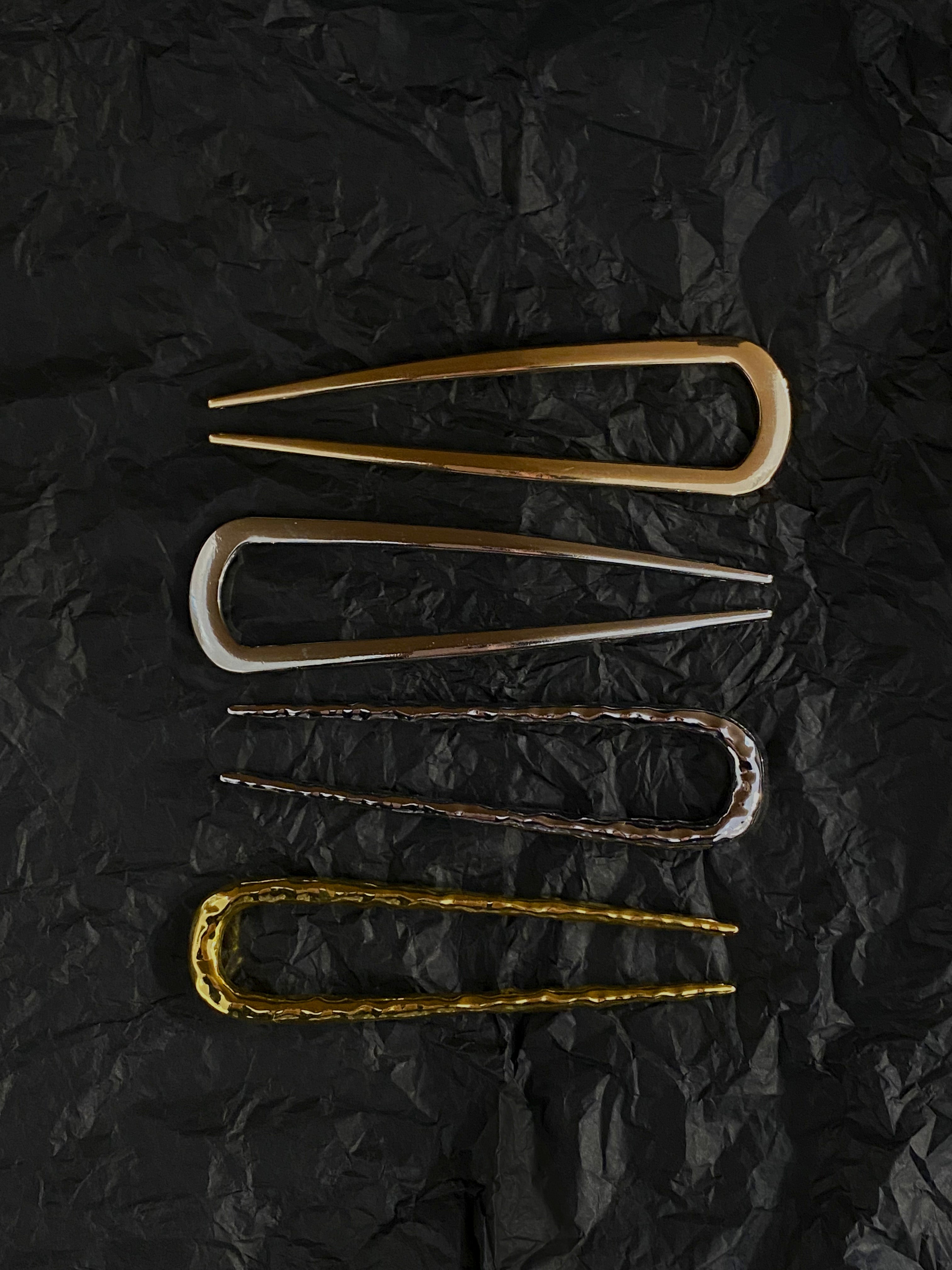 Pheobe Plain French Pin in Gold (1pc)