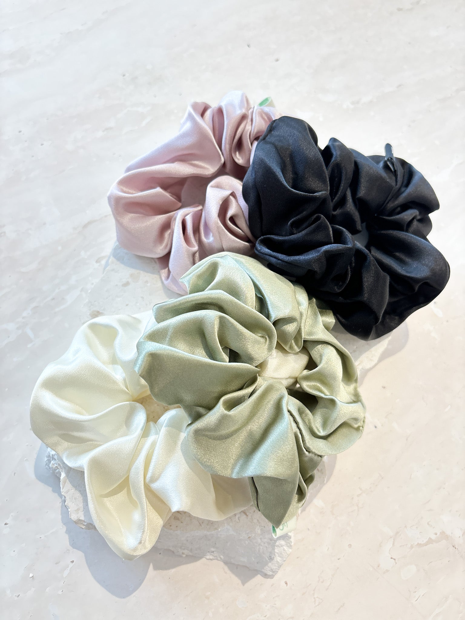 Lustre & Sage Silk Scrunchie in Black