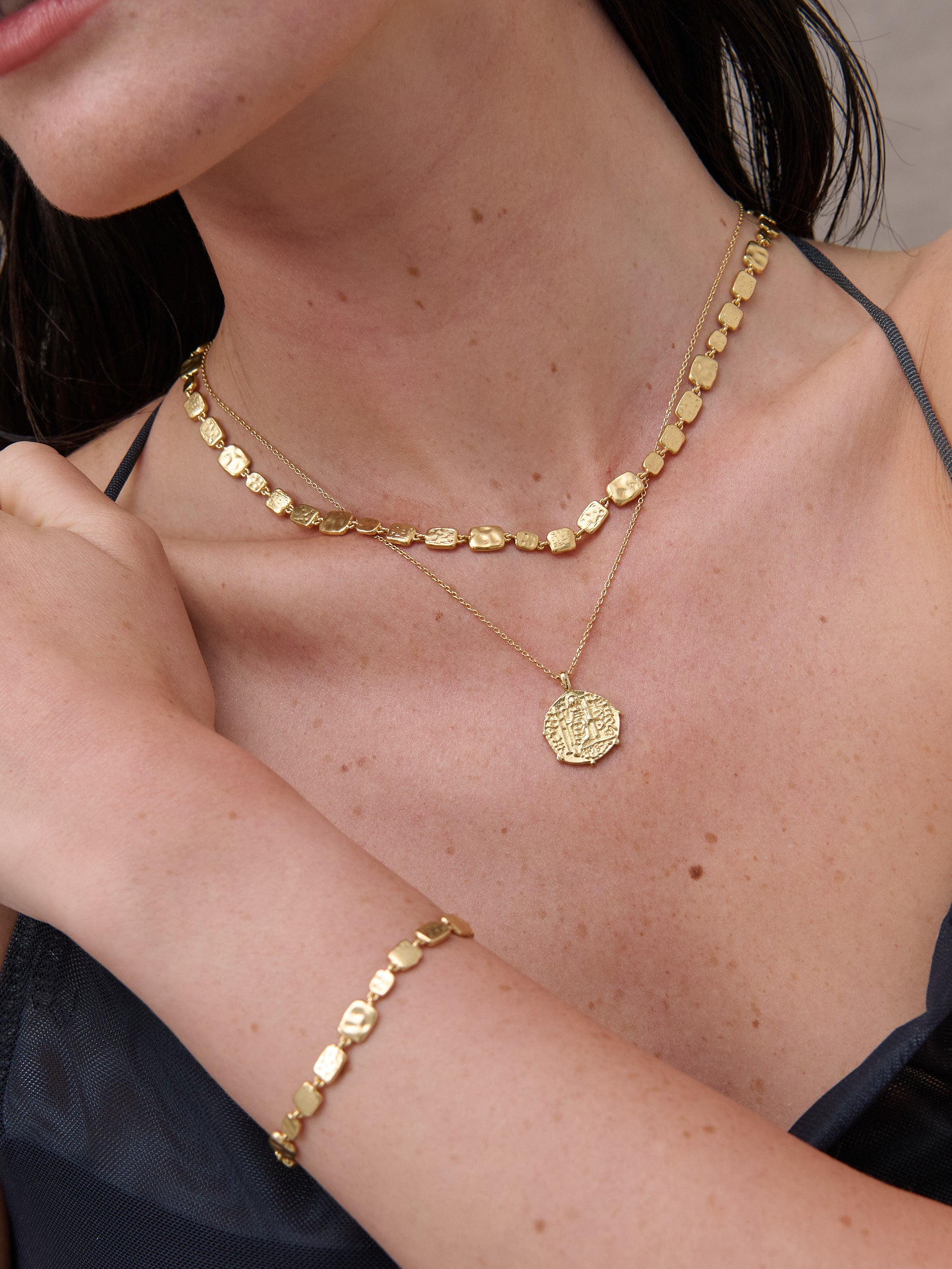 Hammered Plate 18K Gold Plated Bracelet