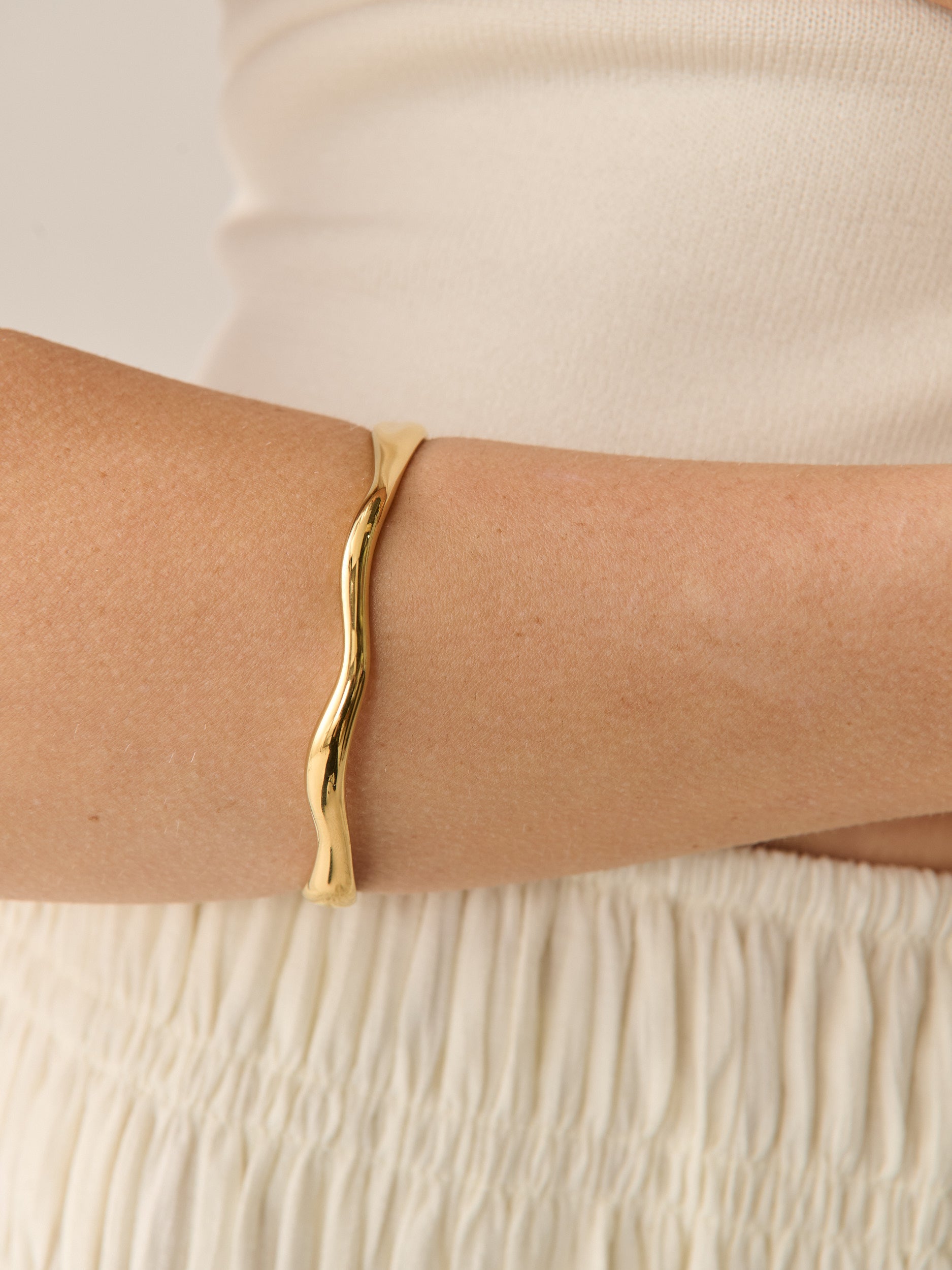 May Skinny Metal Bangle