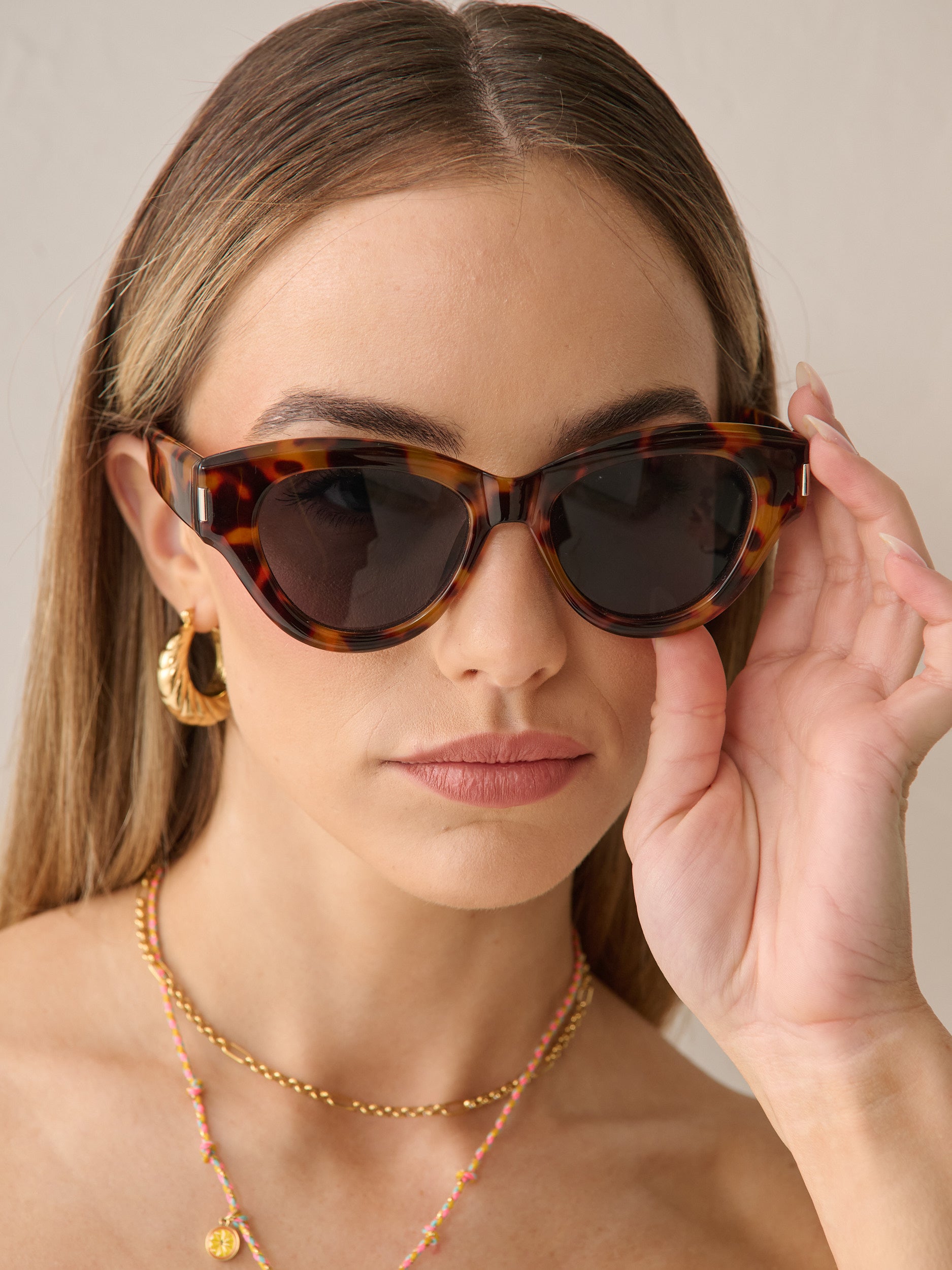 L&S Mielli Cat Eye Sunglasses in Tort