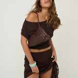 L&S Roselle Woven Shoulder Bag in Brown