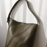 Gwen Bucket Bag in Olive