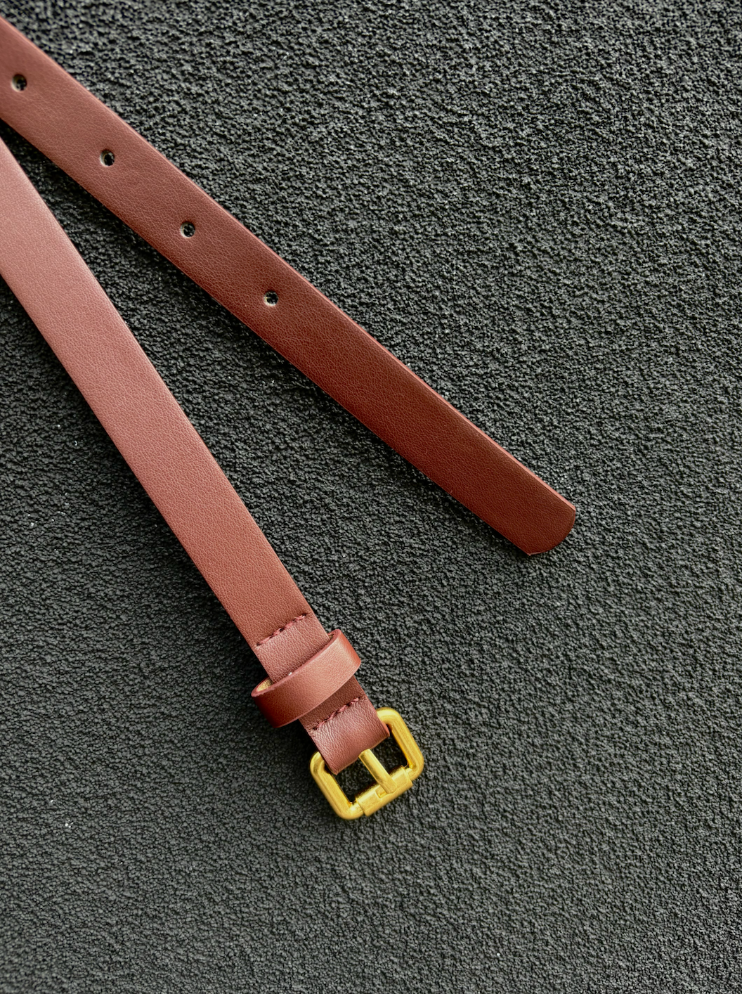 Mayden Narrow Belt in Brown