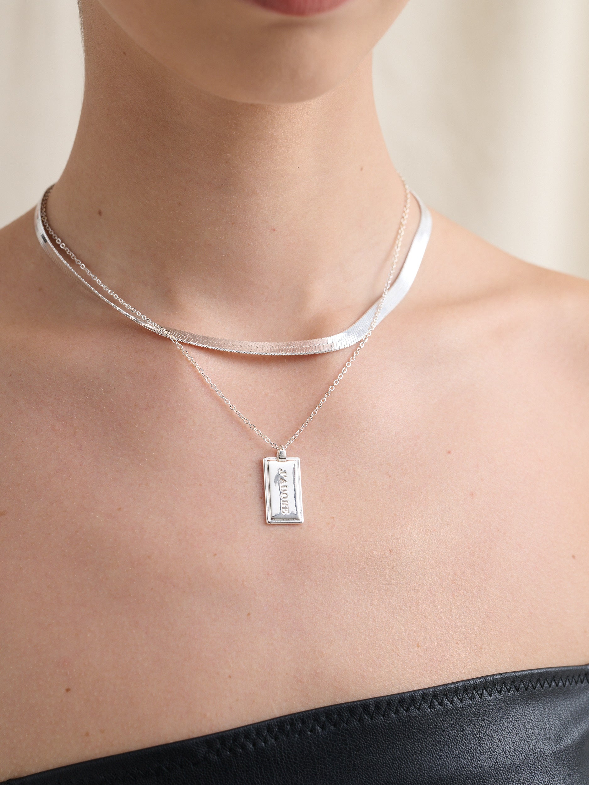 Whisper Diamond Bar Necklace – JENNY and JUDE