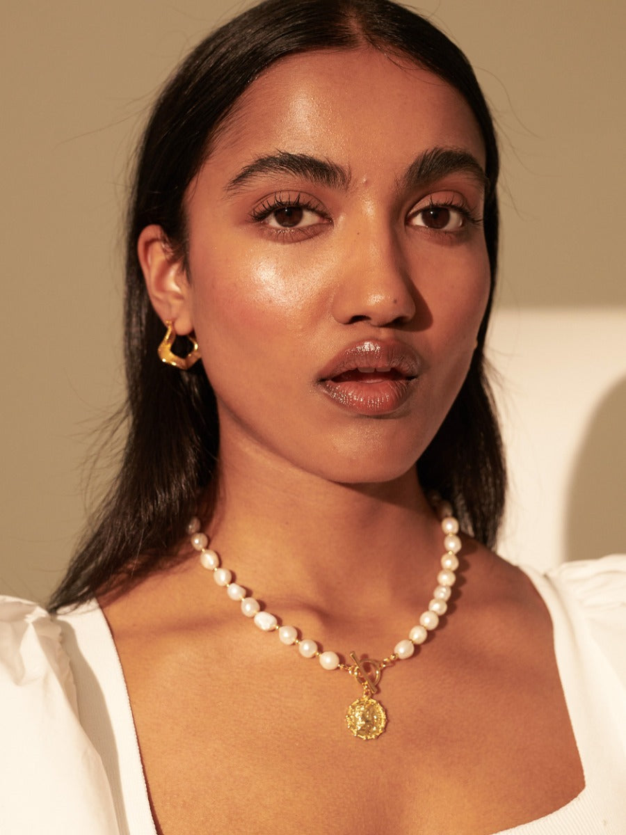 Pearl T-Bar Gold Plated Necklace