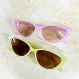 Cassie Cat-Eye Sunglasses in Lilac