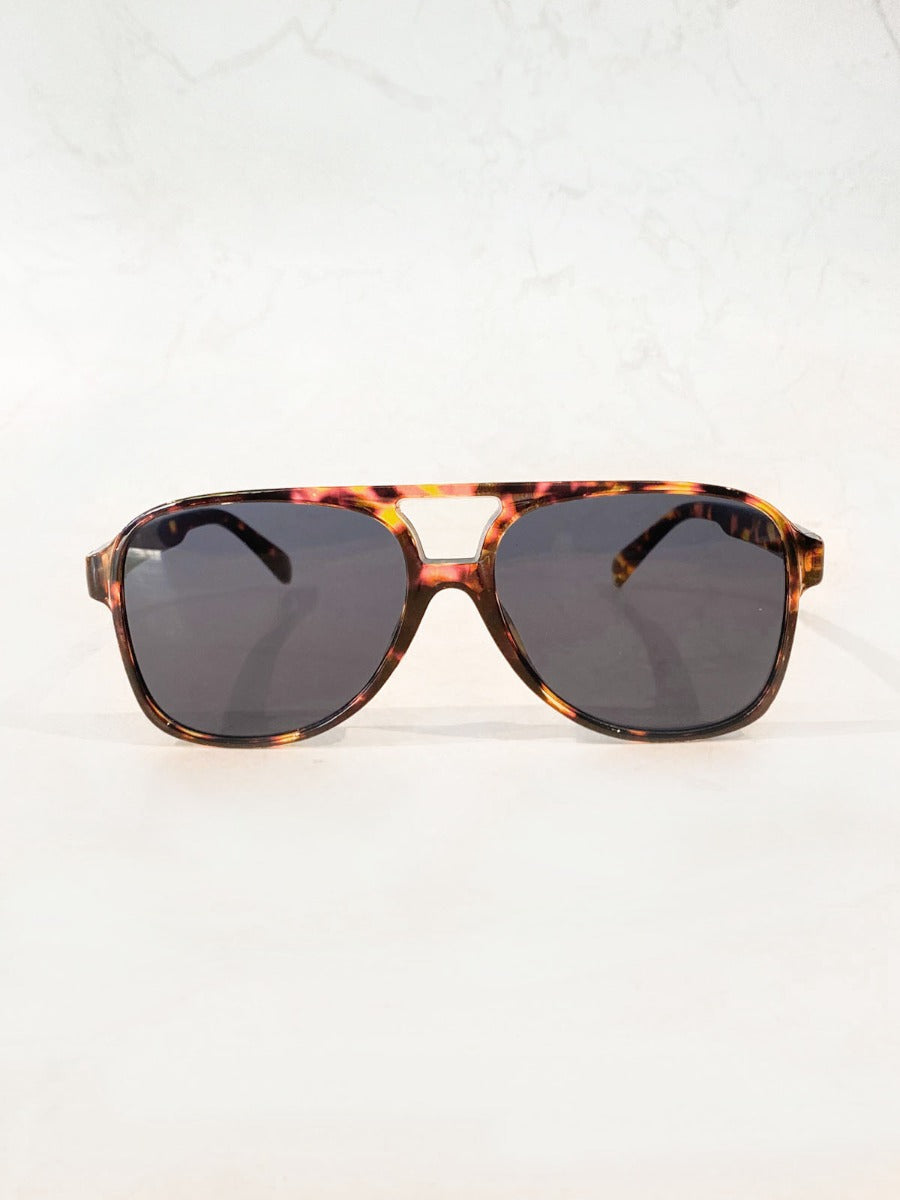 Musty Aviator Sunglasses -Tort
