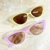 Cassie Cat-Eye Sunglasses in Lilac