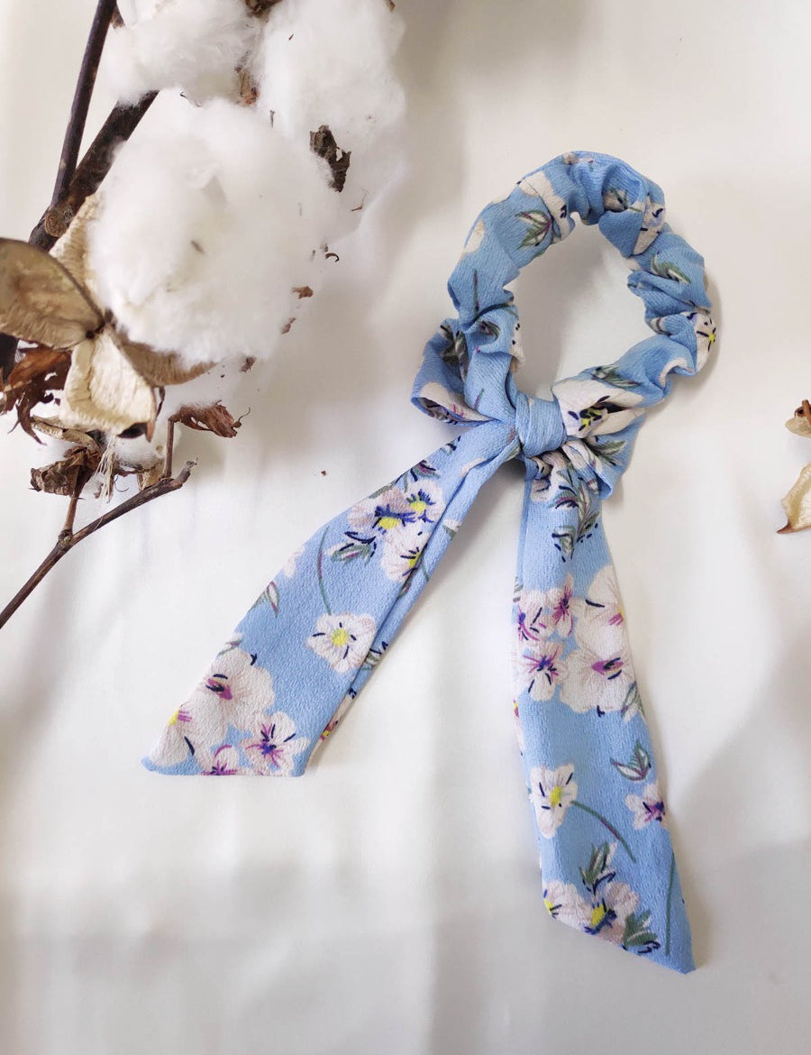 Horea Floral Print Bow Scrunchie